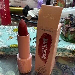 Kylie Cosmetics Matte Lipstick - A Little Apple A Day